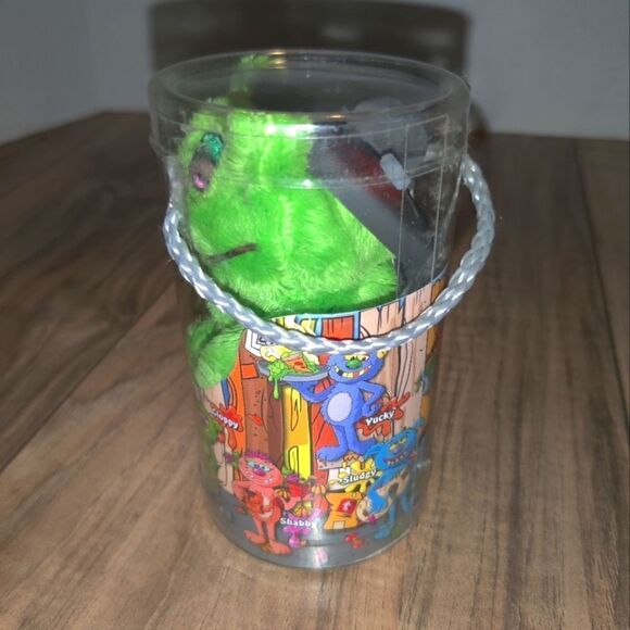 Stinky Little Trash Monsters 2011 Jay at Play Gloppy Pop n Flip 4 Inches - Picture 2 of 7